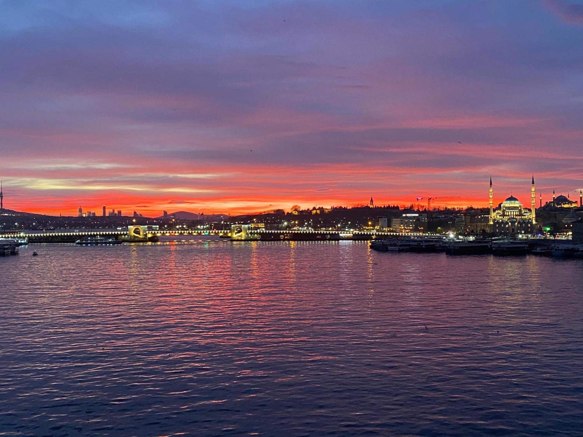 Ferah Otel, Istanbul